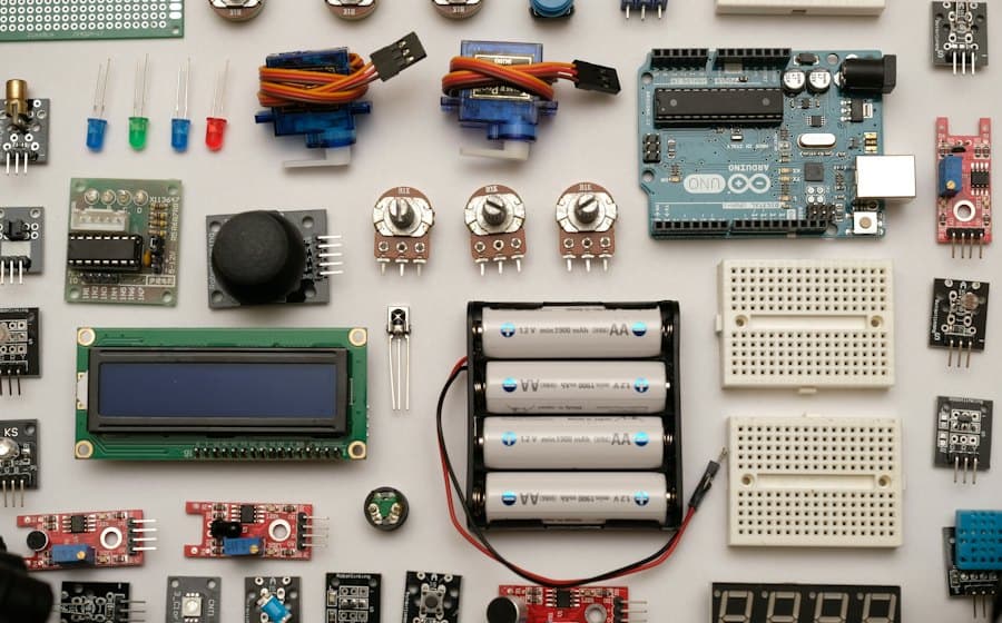Arduino-ს დაფა, სენსორები და ელექტრონიკის კომპონენტები